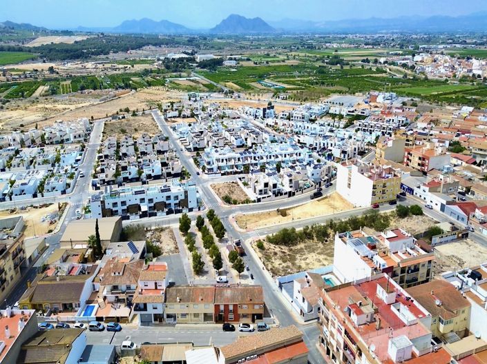 Image No.23-2 Bed Apartment for sale