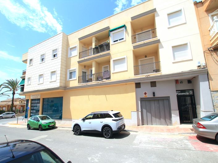 Image No.27-2 Bed Apartment for sale