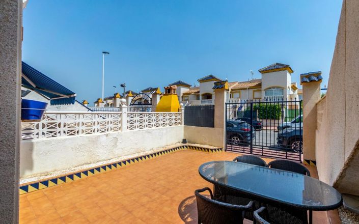 Image No.23-2 Bed Apartment for sale