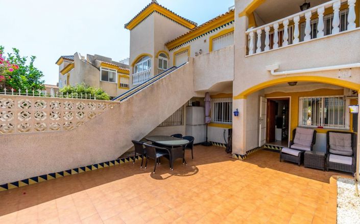 Image No.26-2 Bed Apartment for sale