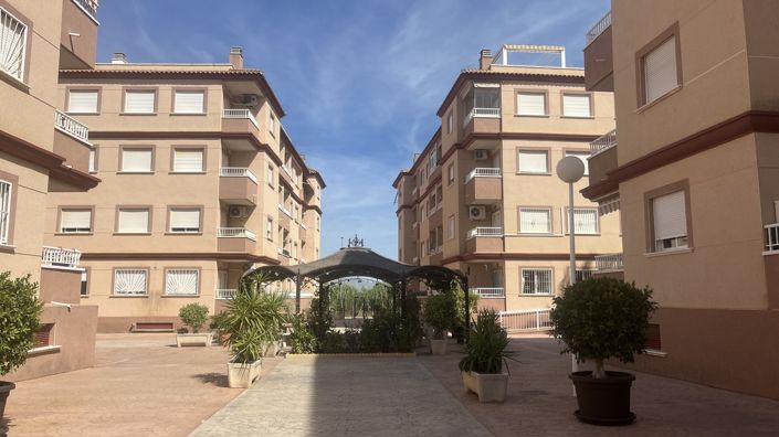 Image No.1-2 Bed Apartment for sale