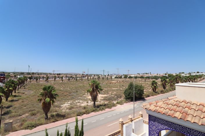 Image No.18-2 Bed Apartment for sale