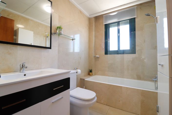 Image No.22-2 Bed Apartment for sale