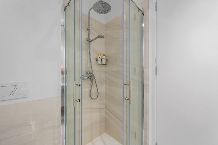 Image No.18-2 Bed Apartment for sale