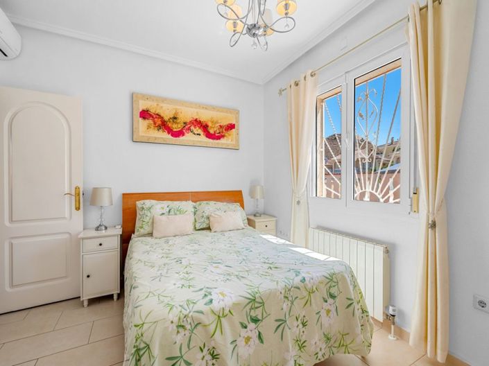 Image No.20-3 Bed Villa for sale