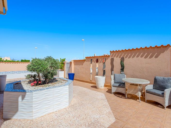 Image No.38-3 Bed Villa for sale