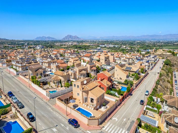 Image No.42-3 Bed Villa for sale