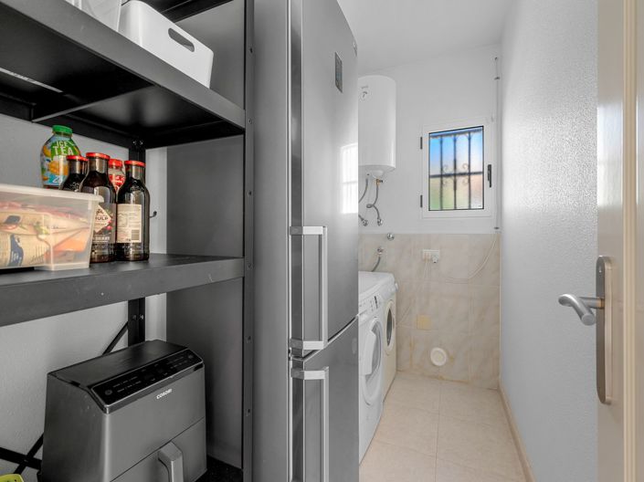 Image No.30-3 Bed Villa for sale