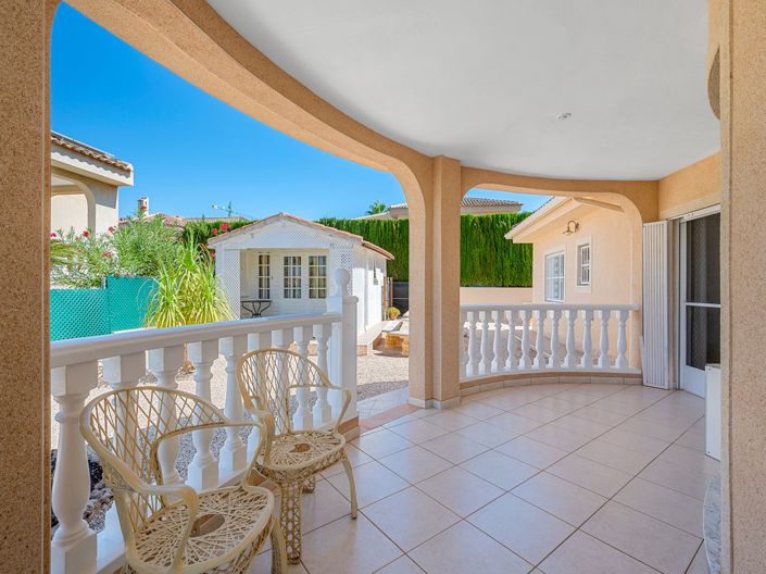 Image No.6-3 Bed Villa for sale