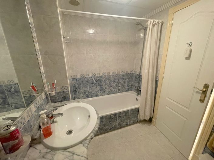 Image No.15-2 Bed Apartment for sale