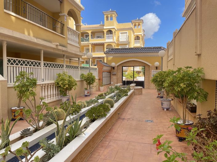 Image No.29-2 Bed Apartment for sale