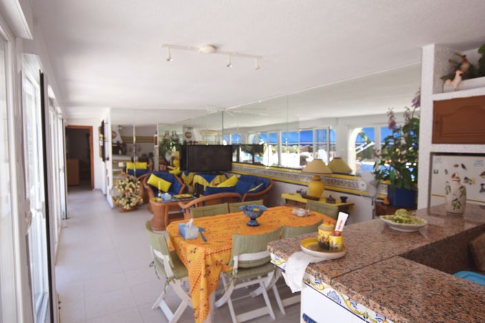 Image No.27-4 Bed Villa for sale