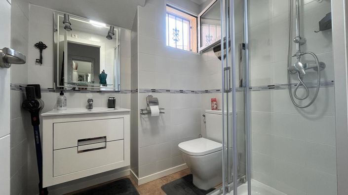 Image No.23-3 Bed Villa for sale