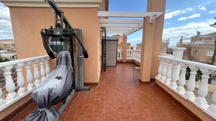 Image No.26-3 Bed Villa for sale