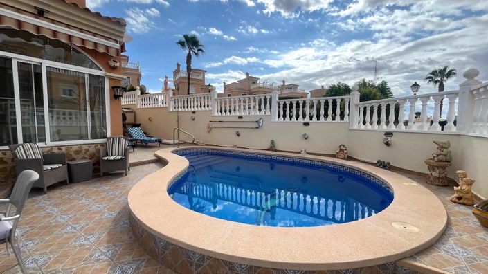 Image No.31-3 Bed Villa for sale