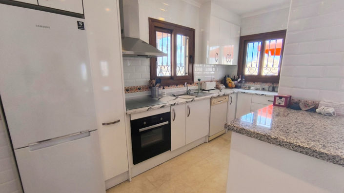 Image No.11-3 Bed Villa for sale