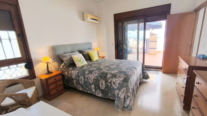 Image No.12-3 Bed Villa for sale