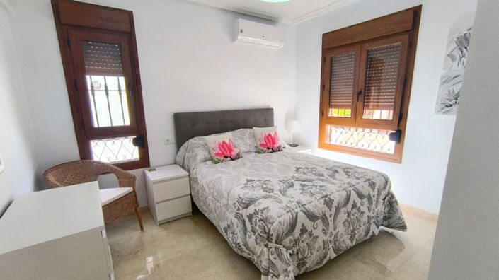 Image No.18-3 Bed Villa for sale