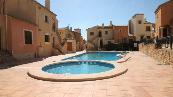 Image No.27-3 Bed Villa for sale