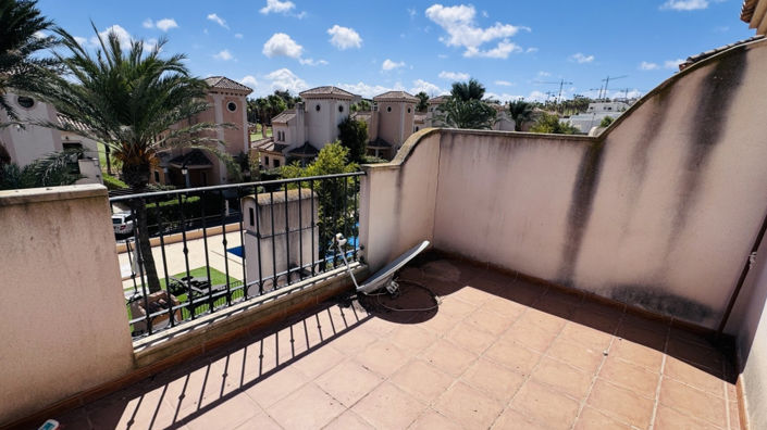 Image No.20-3 Bed Property for sale