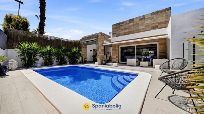 Image No.2-3 Bed Villa for sale