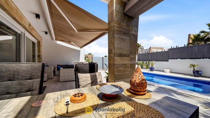 Image No.21-3 Bed Villa for sale