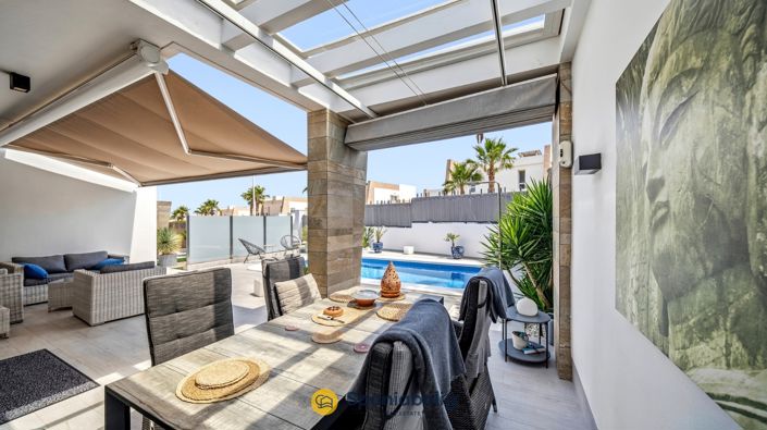 Image No.4-3 Bed Villa for sale