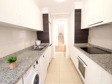 49115_stylish_3_bed_3_bath_semi_detached_villa_with_pool_views_250825141903_img_5945