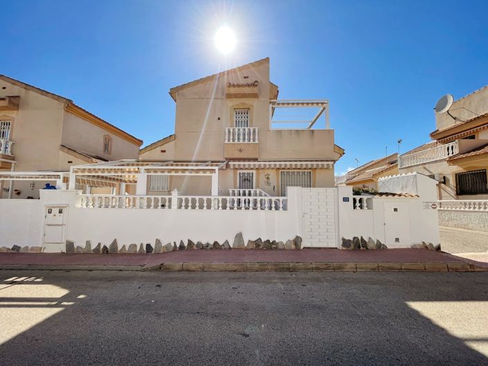 Image No.1-2 Bed Villa for sale