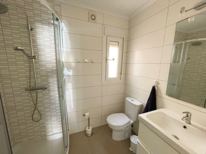 Image No.13-2 Bed Villa for sale