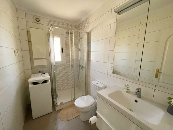 Image No.15-2 Bed Villa for sale