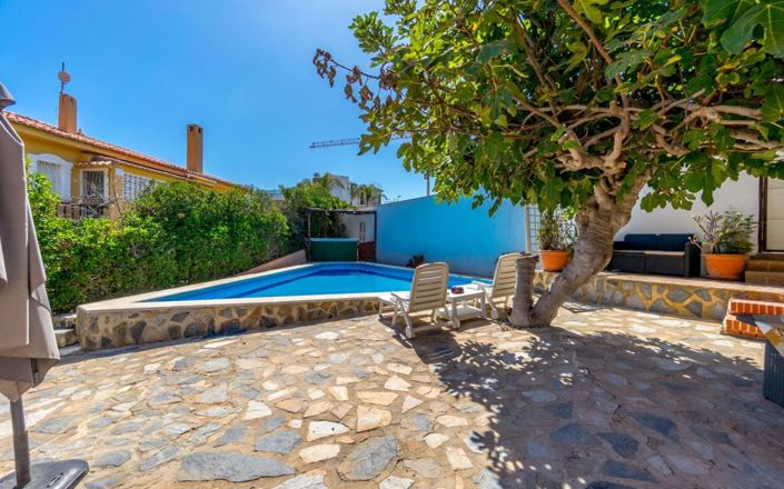 Image No.29-3 Bed Villa for sale