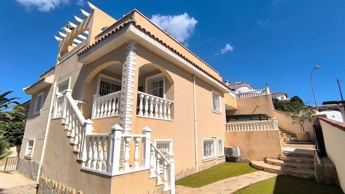 Image No.33-7 Bed Villa for sale