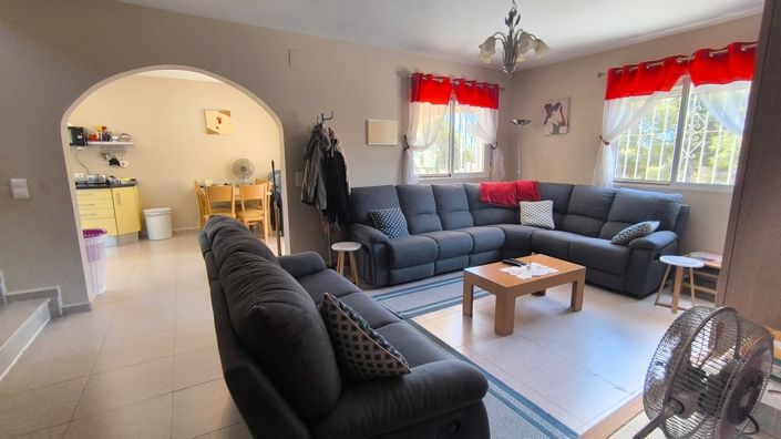 Image No.4-7 Bed Villa for sale