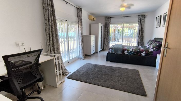 Image No.28-Villa de 5 chambres à vendre à Benijofar