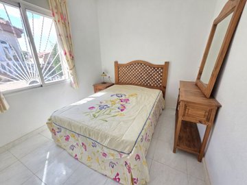 frontpic33-rh737