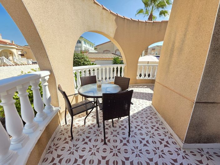 Image No.4-3 Bed Villa for sale