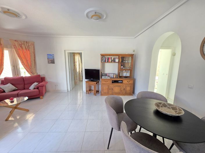 Image No.6-3 Bed Villa for sale