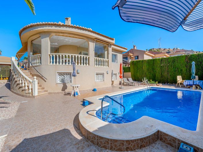 Image No.1-Villa de 4 chambres à vendre à Benimar