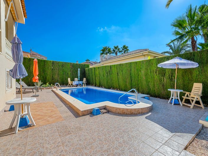 Image No.32-4 Bed Villa for sale