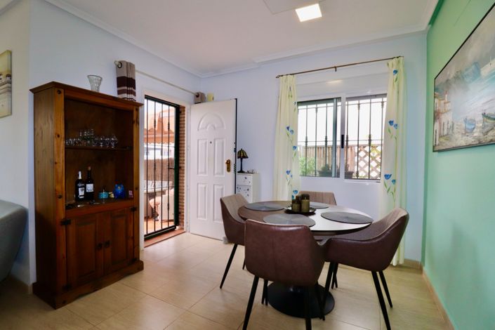 Image No.8-Villa de 2 chambres à vendre à Guardamar del Segura