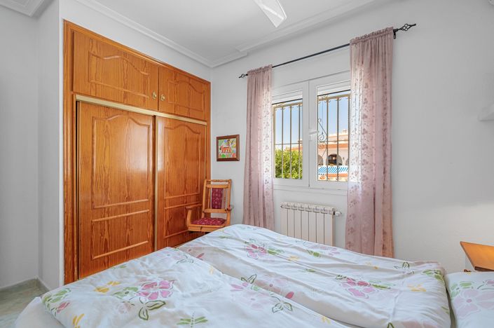 Image No.14-3 Bed Villa for sale