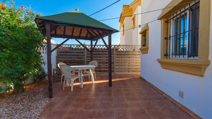 Image No.25-2 Bed Villa for sale