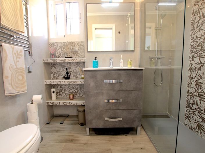 Image No.19-3 Bed Villa for sale