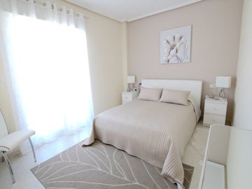 49147_beautifully_presented_2_3_bed_semi_detached_property_with_pool_views_170925140245_img_7196