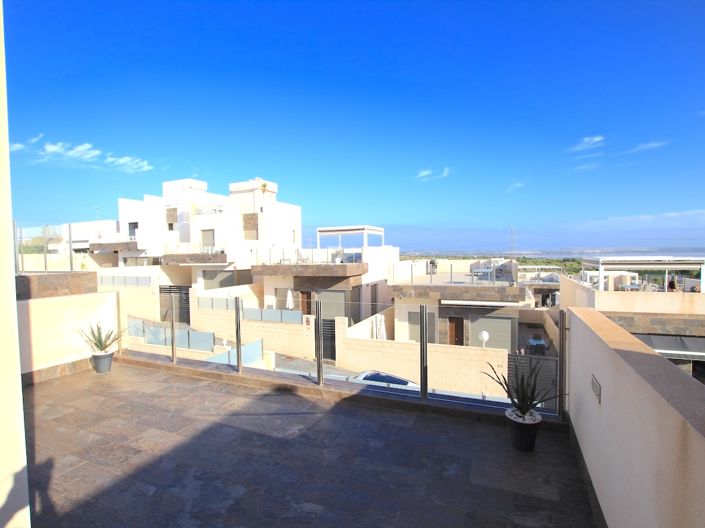 Image No.24-3 Bed Villa for sale