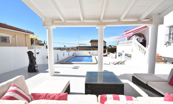 Image No.25-4 Bed Villa for sale