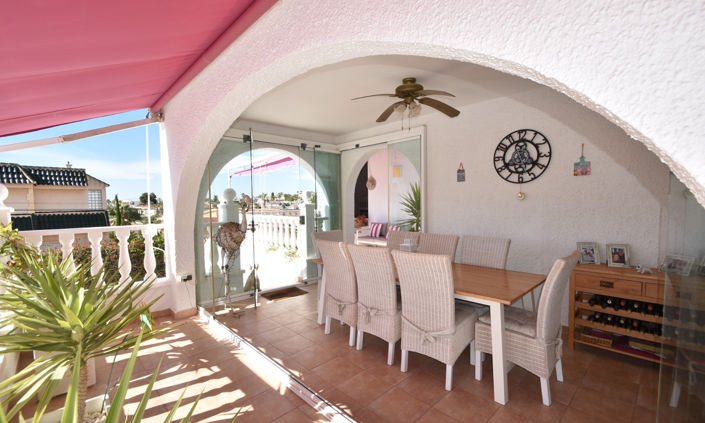 Image No.3-4 Bed Villa for sale