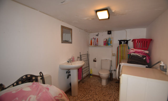 Image No.38-4 Bed Villa for sale