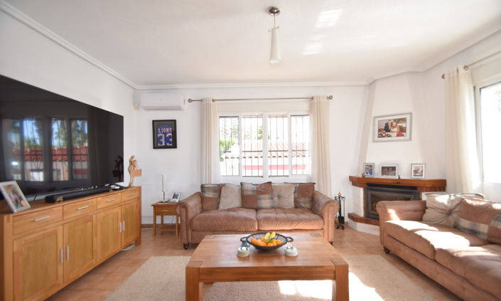 Image No.8-4 Bed Villa for sale